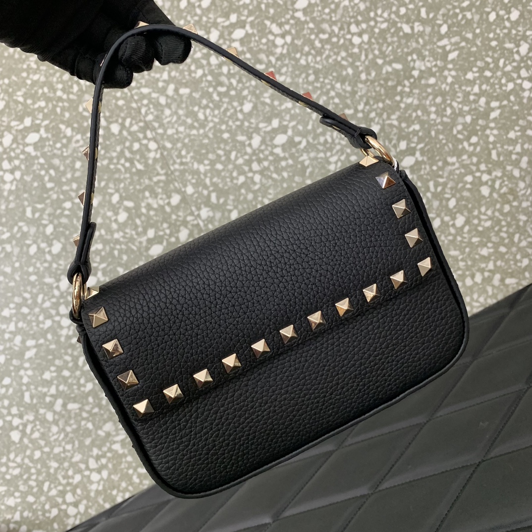 Valentino Garavani Rockstud Small Shoulder Bag in Black Grainy Calfskin